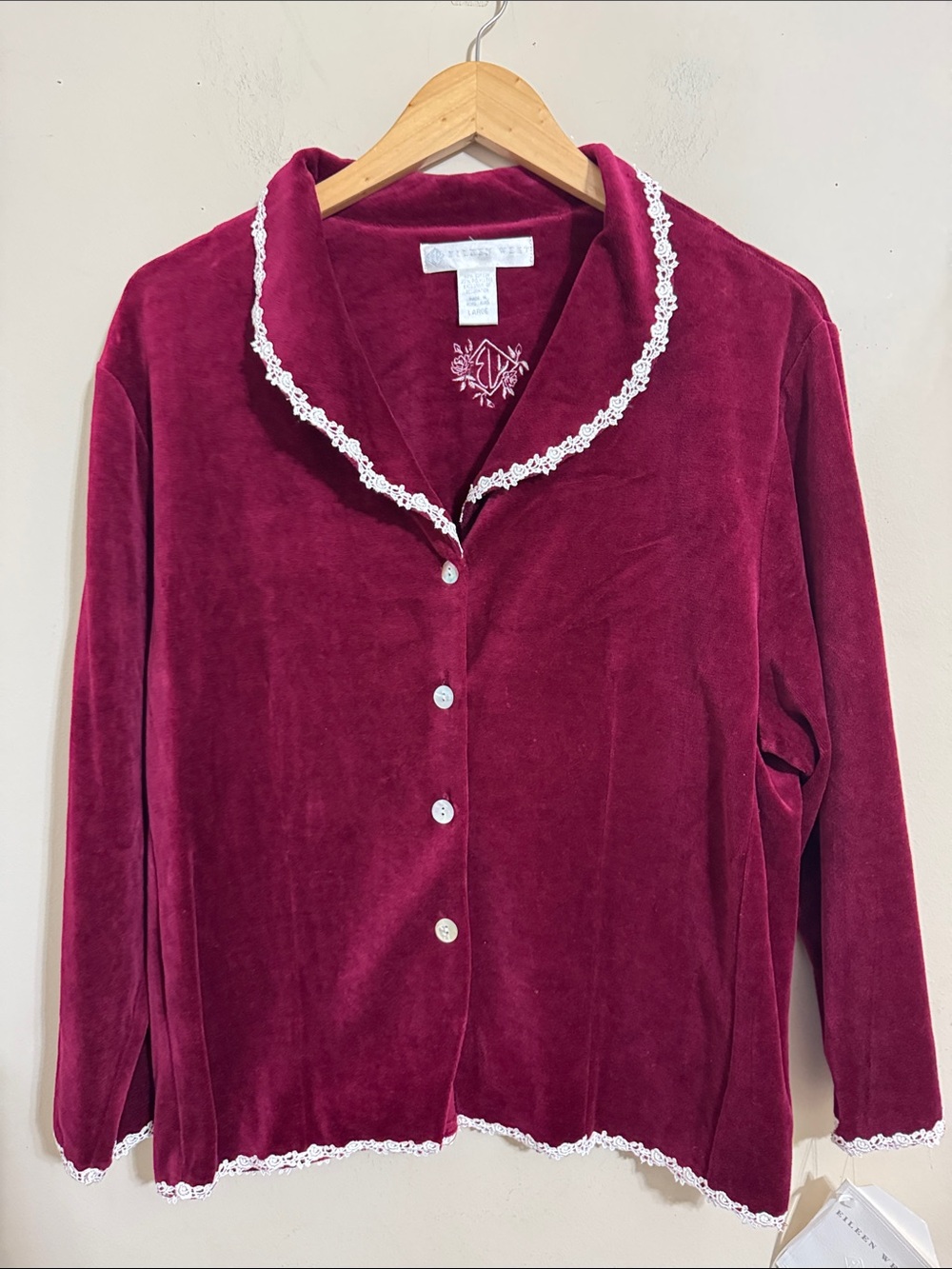 NWT Eileen West Women’s Velvet Button-Front Pajama Top Lace Wine size L Feminine